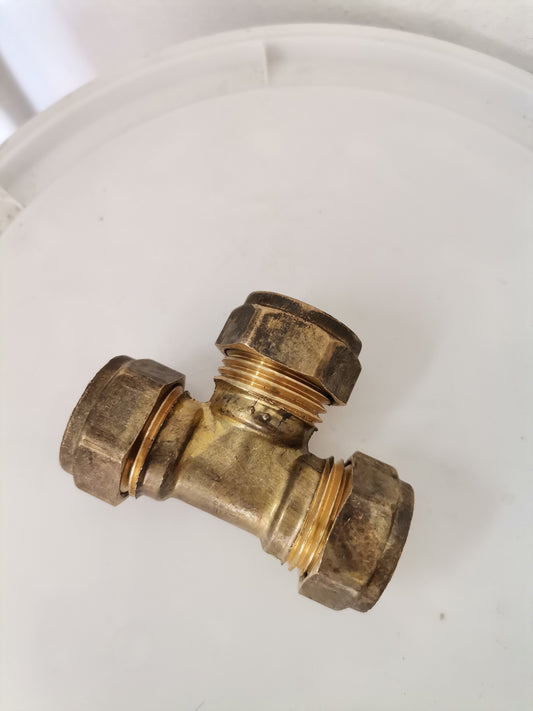 Connex tee 15mm