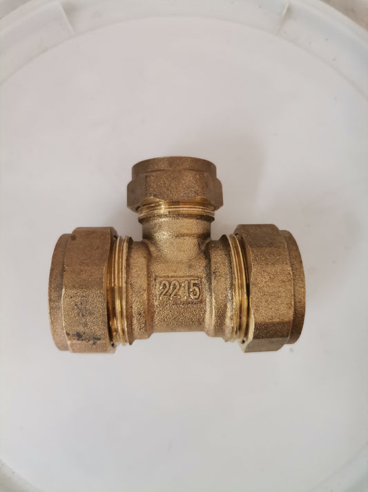 Tee connex 22mmx15mm reducer